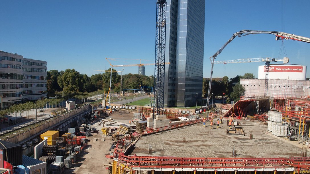 Blick auf die Baustelle KÖ-Bogen II in Düsseldorf, Deutschland