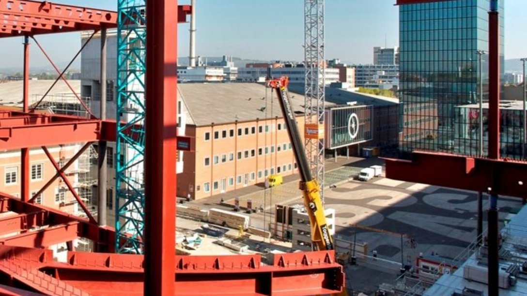 Blick auf die Baustelle der Messel Basel, Basel, Schweiz