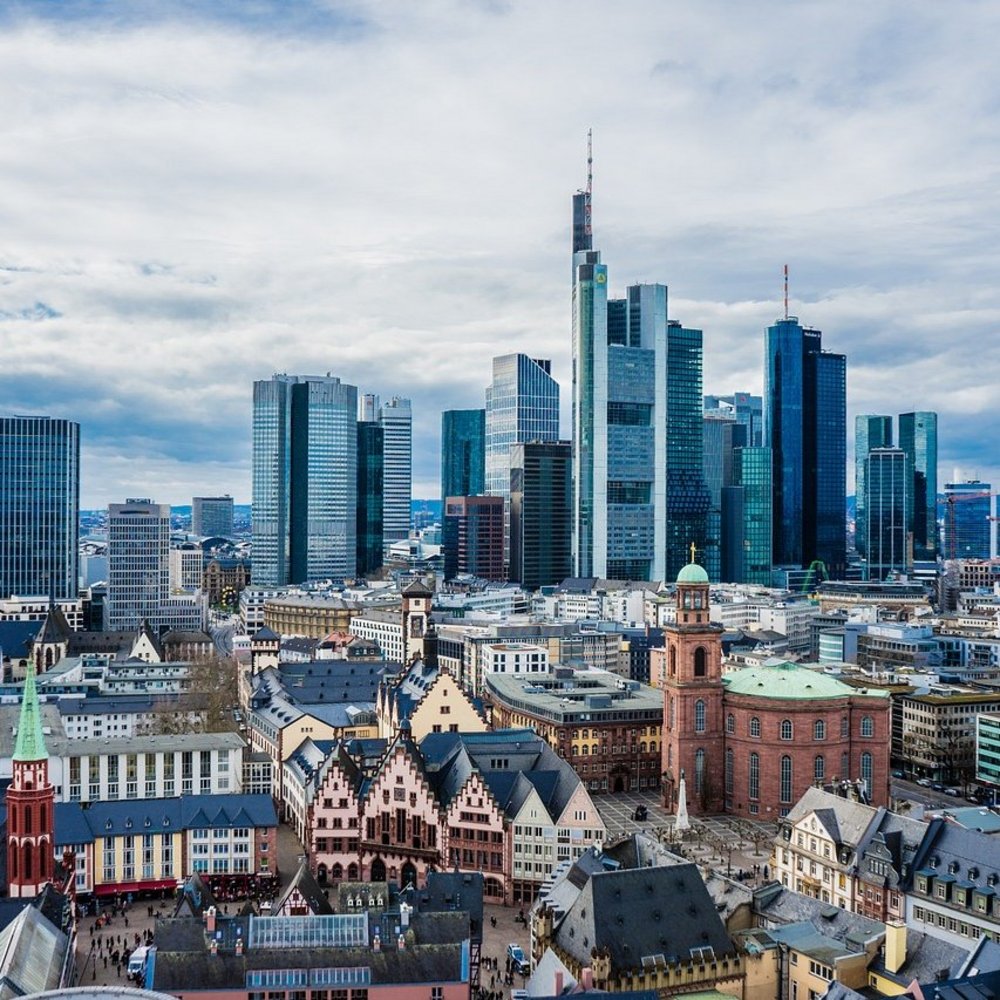 [Baulogistik||]in Frankfurt und Düsseldorf]