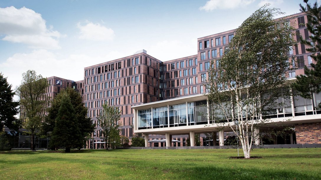 Exterior view of Campus Frankfurt School of Finance & Management in Frankfurt/Main, Germany